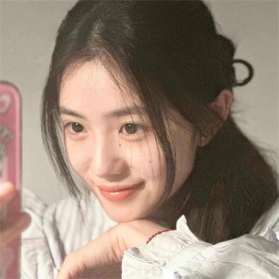 等爱的女神
